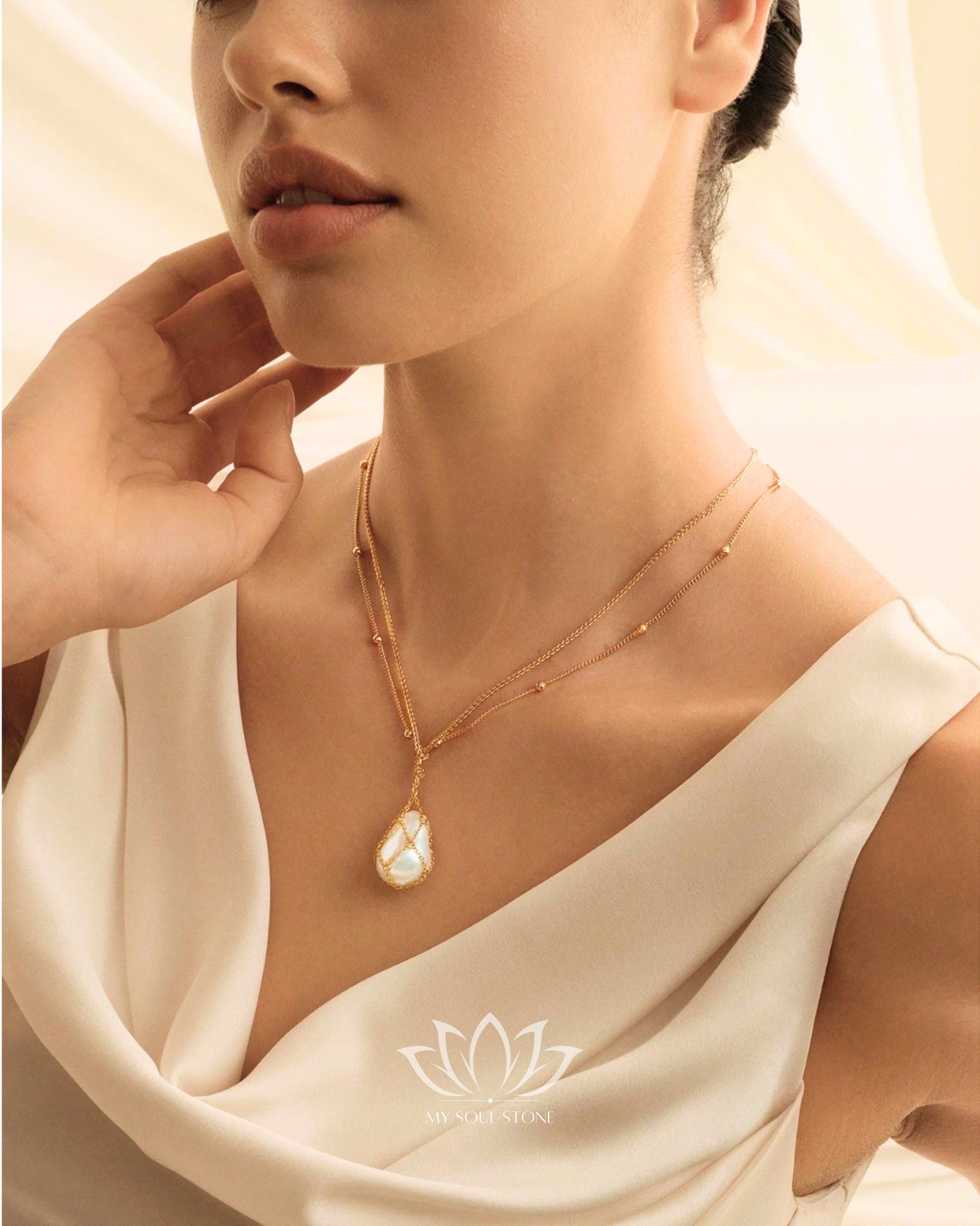 Mother Of Pearl Set - Gold Plated